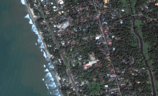 Srilanka_kalutara_beforeflood_jan1_2004_dg